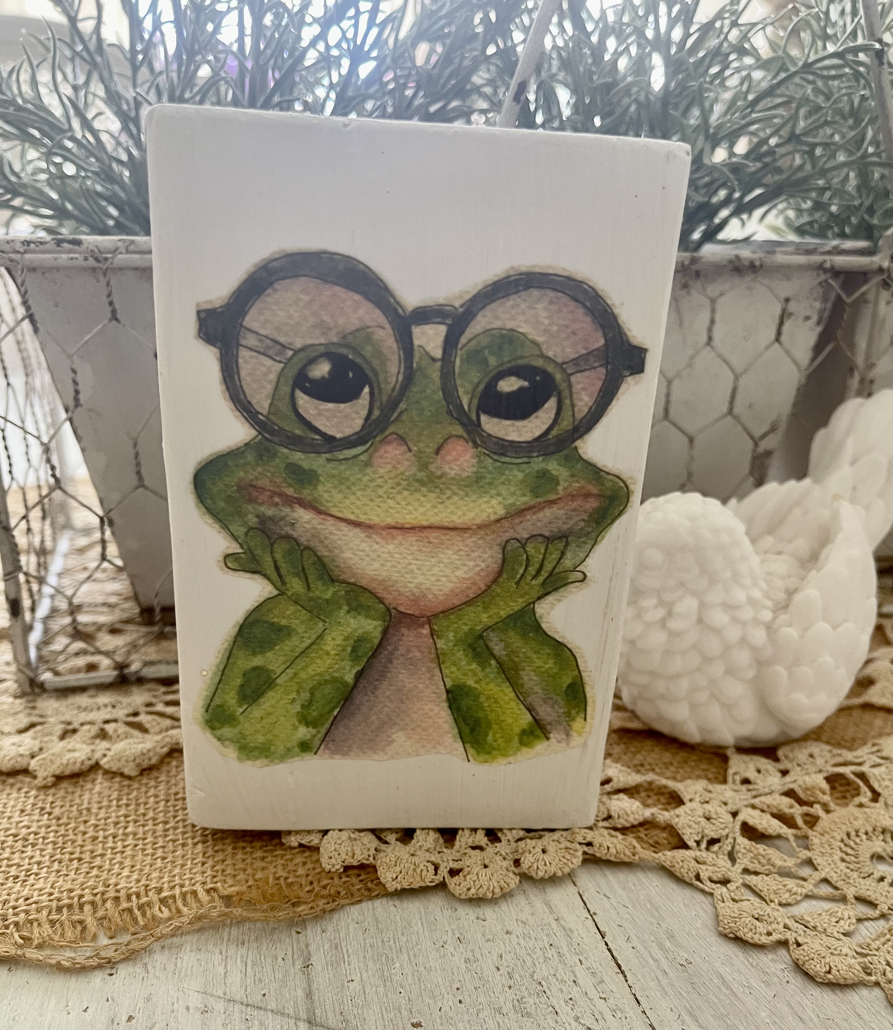 Frog with glasses